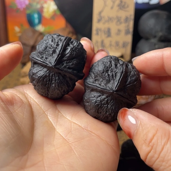 @***刘云南铁核桃默认微瑕8