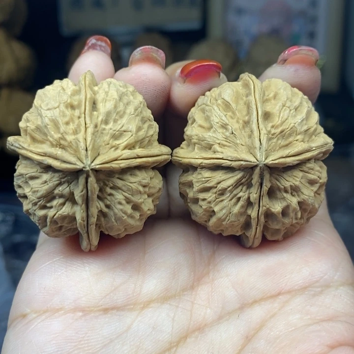 吊坠文玩核桃66饕饕麒麟四棱