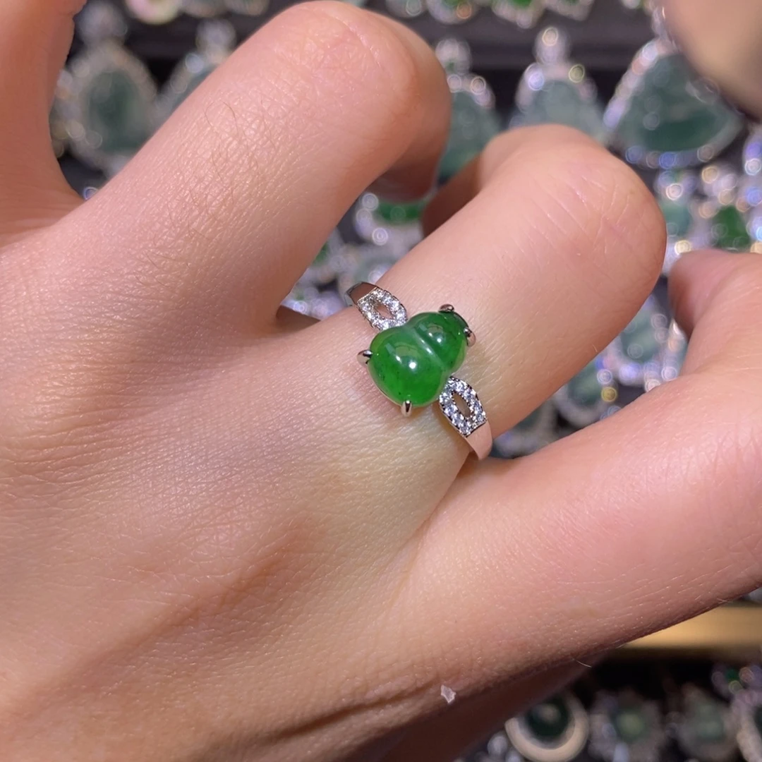 翡翠未镶嵌颈饰天然