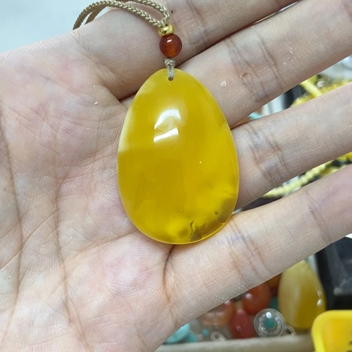 未镶嵌蜜蜡裸石吊坠