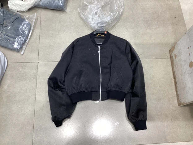 短款短外套慵懒风常规开衫女抽褶黑色百搭