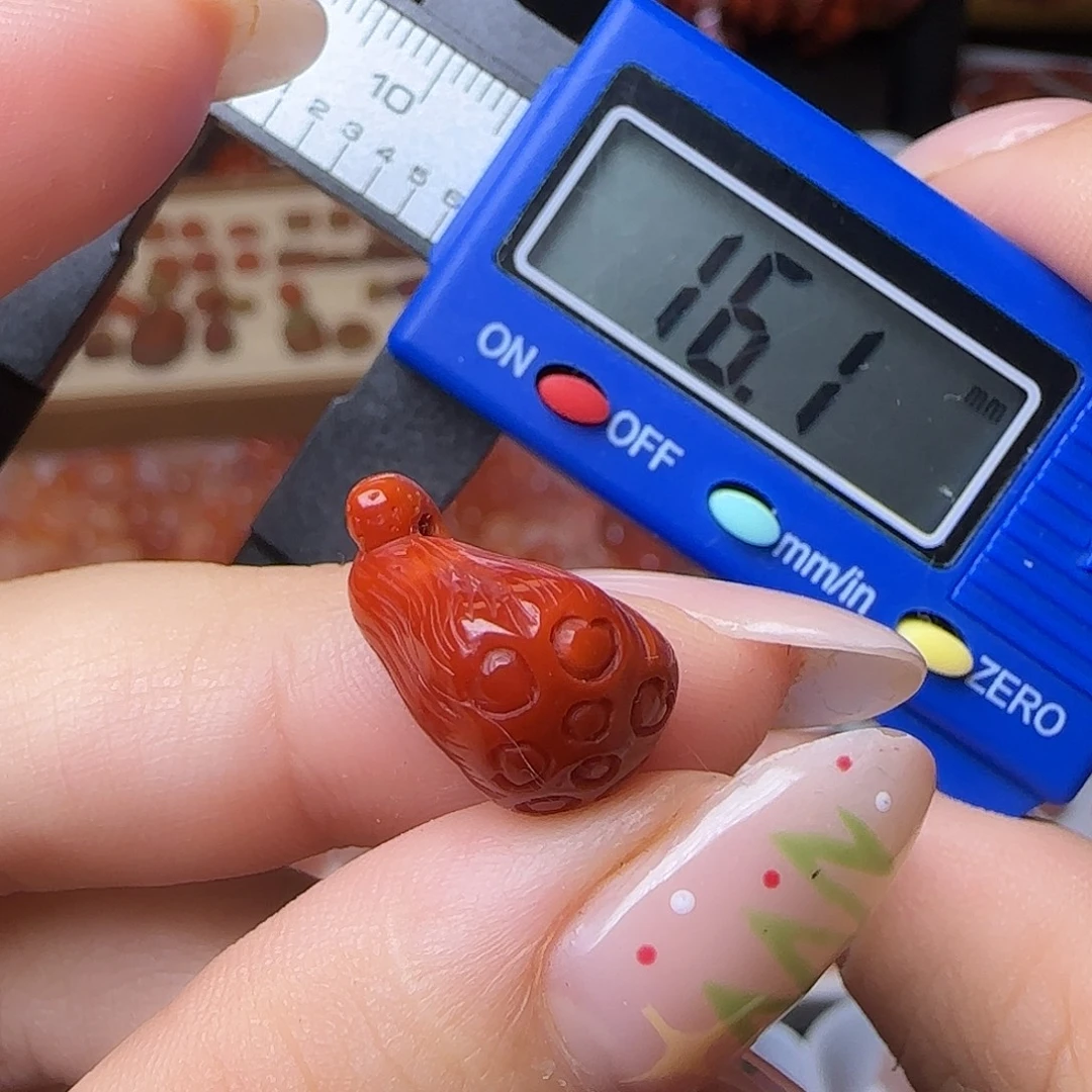 南红玛瑙未镶嵌颈饰