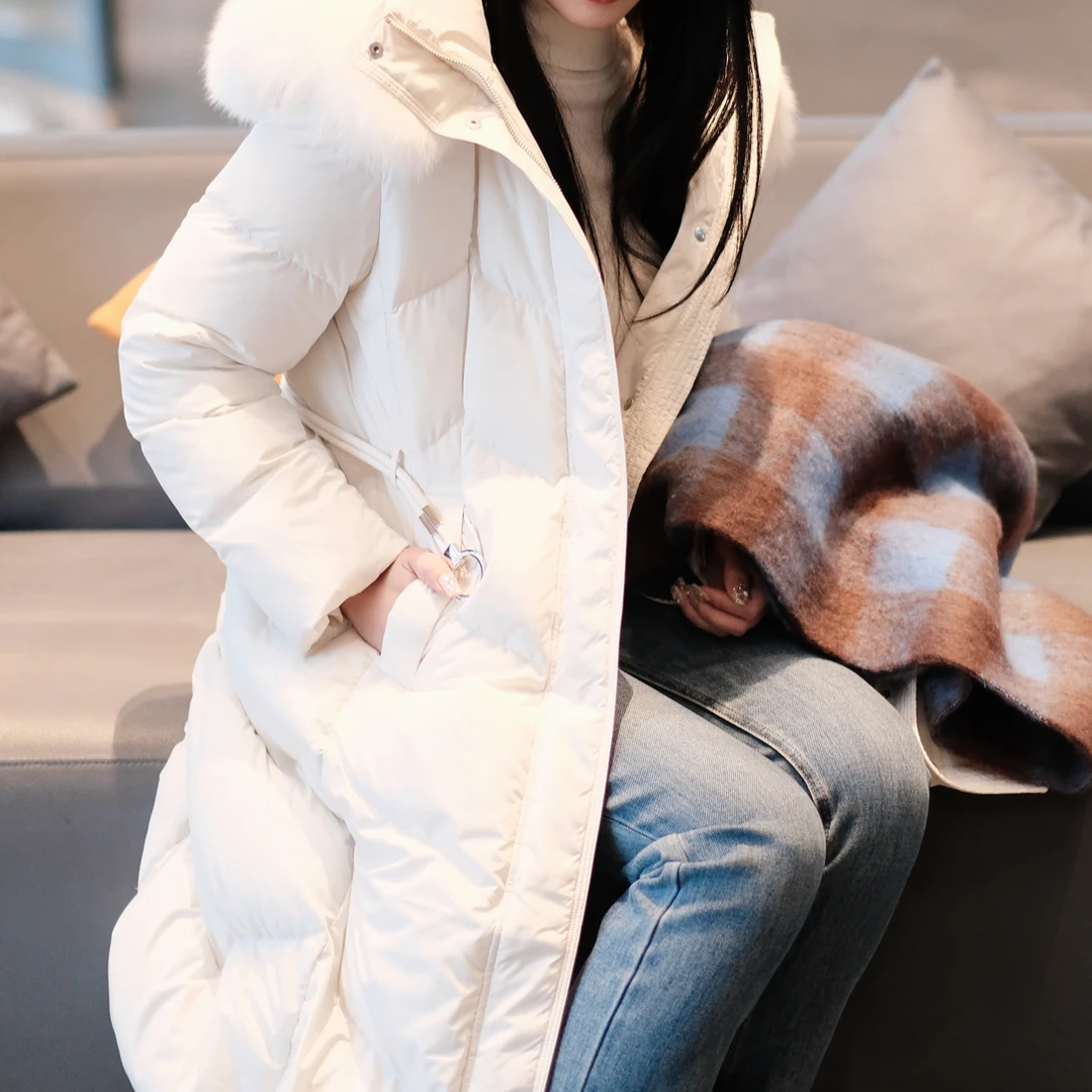 浩洋国际冬季长款收腰外套