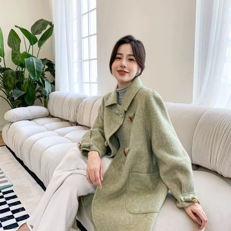 227号（款号LS~432）牛油果牛角扣长款分尺码毛呢外套