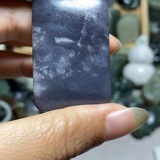 未镶嵌和田玉（糖玉）珠宝半成品
