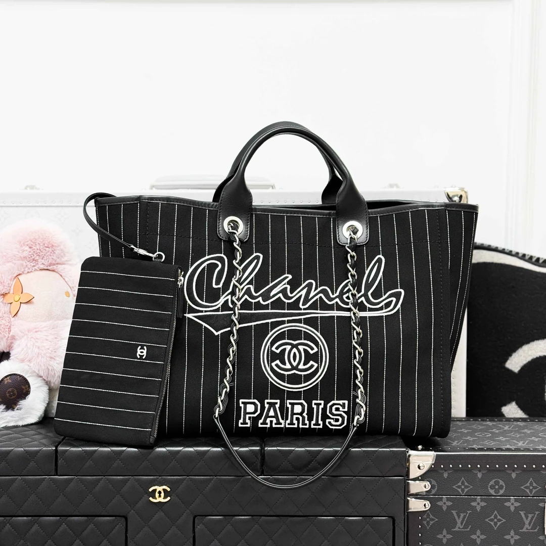 99新 Chanel/香奈儿 23P黑色白条纹刺绣字母沙滩包单肩包，子母包