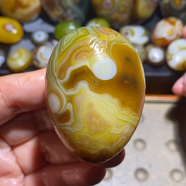 玛瑙/玉髓未镶嵌珠宝半成品