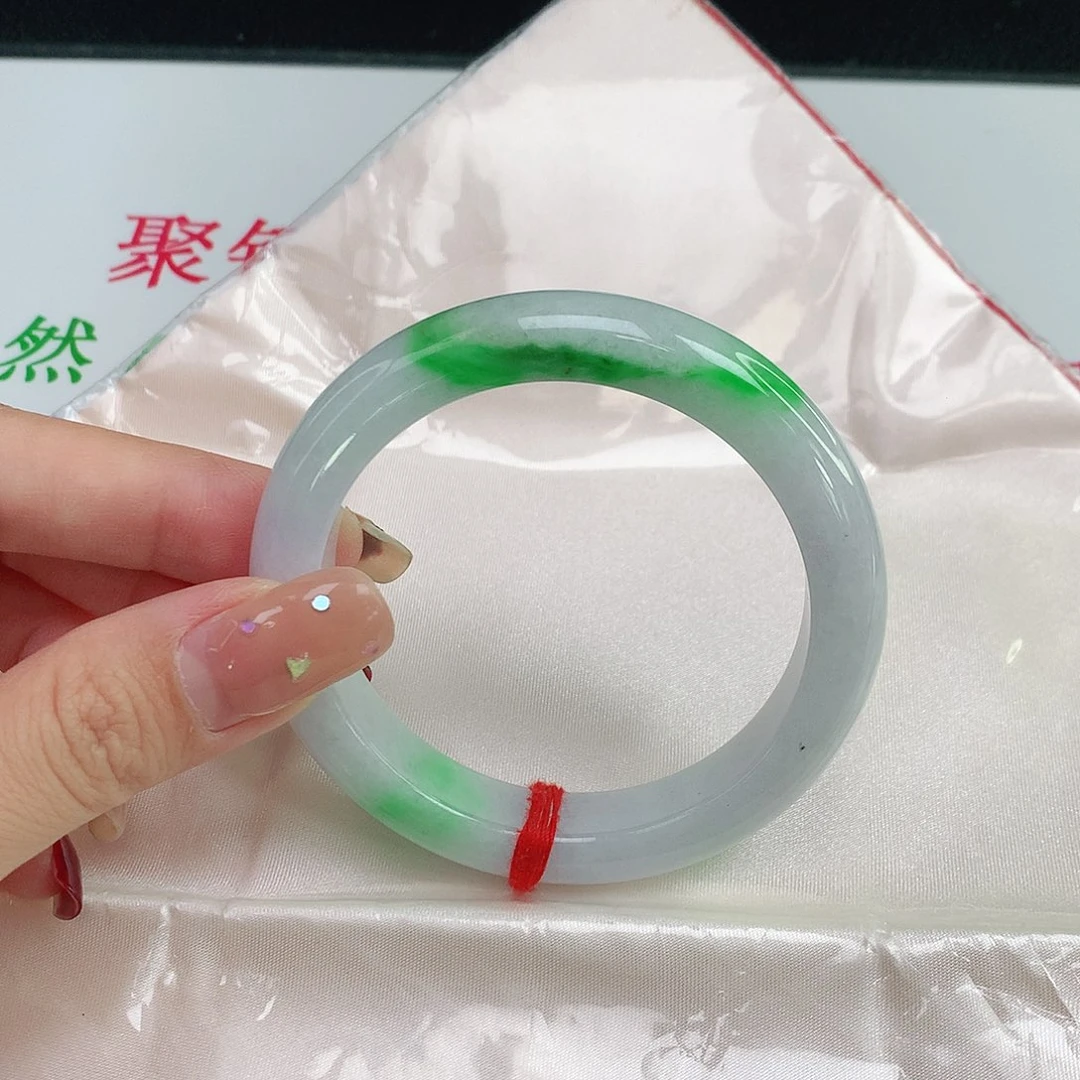 未镶嵌手镯翡翠033