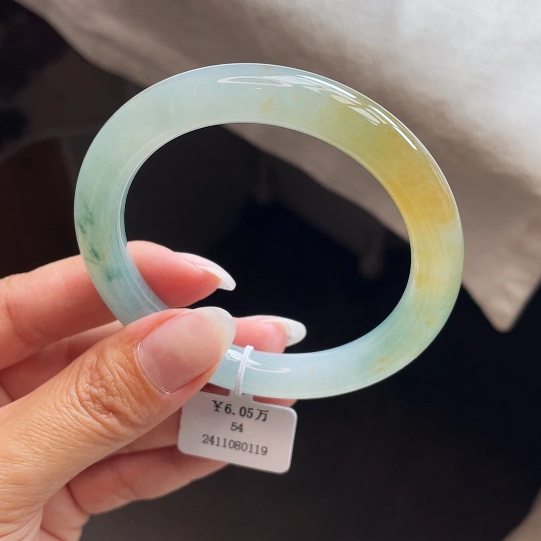 翡翠手镯未镶嵌54-55圈