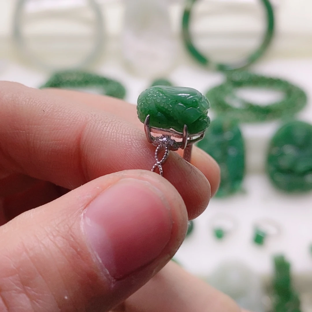 【闪购商品】独山玉戒指未镶嵌浅*