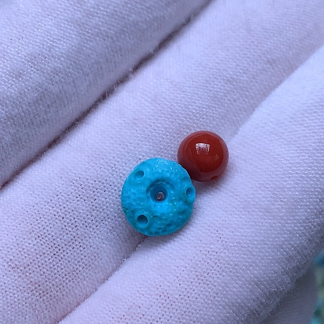 南红玛瑙未镶嵌珠宝奇石