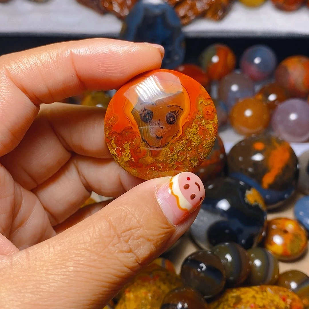 未镶嵌颈饰玛瑙/玉髓小**产