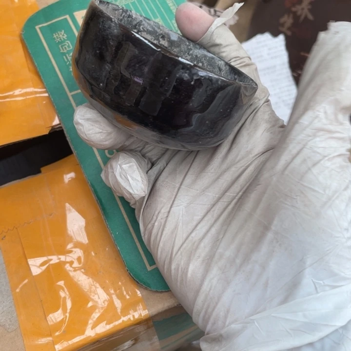 其他盘子碗砂锅都有