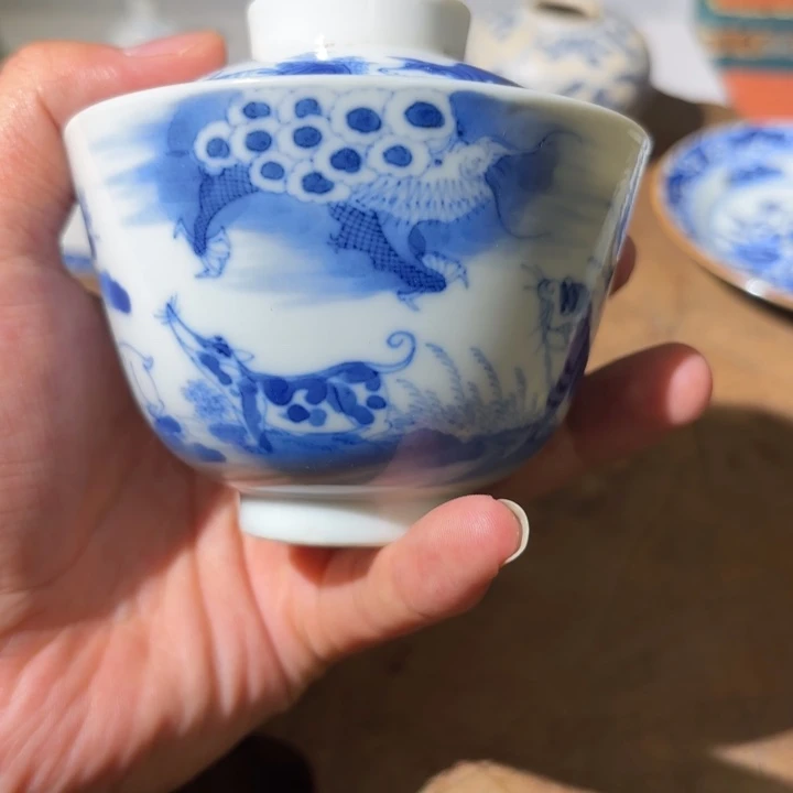 人***求摆件精美的陶瓷摆件……