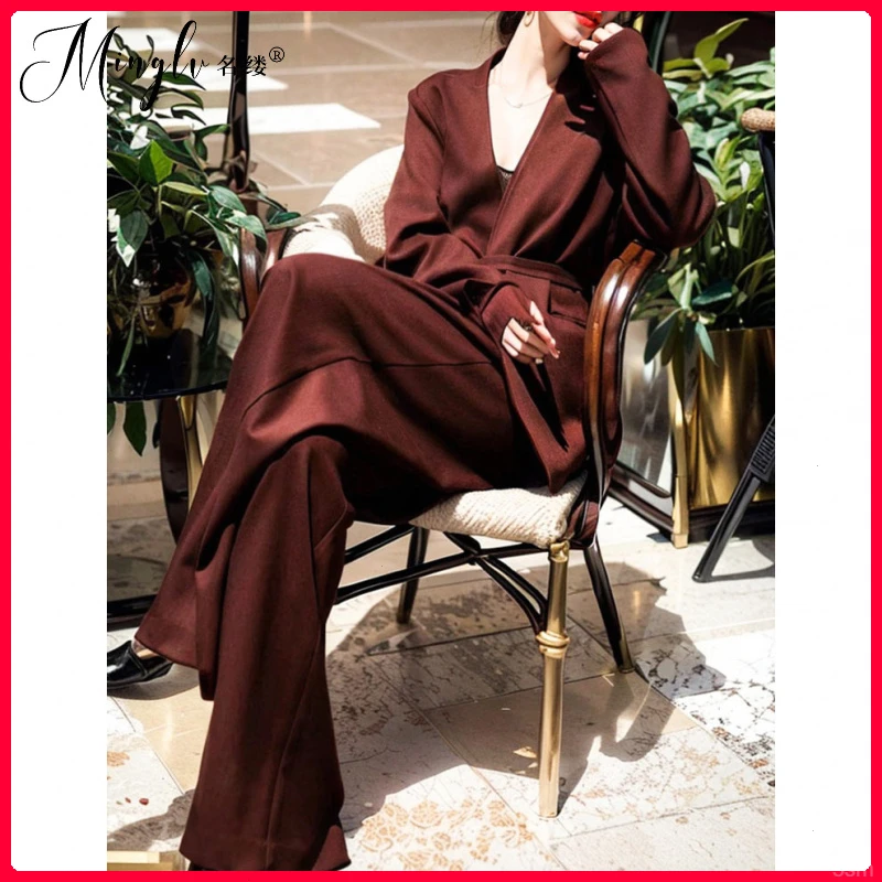 2025秋冬新款通勤老钱风咖啡色女装套装系带v领西装阔腿裤两件套