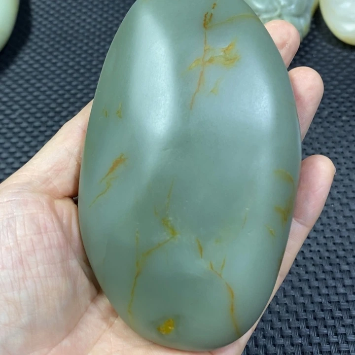 和田玉挂件未镶嵌建*