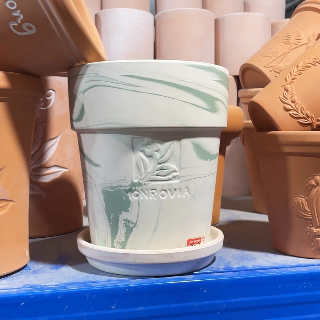 口18×21         绿色高盆配玛奇朵底托发1盆1托