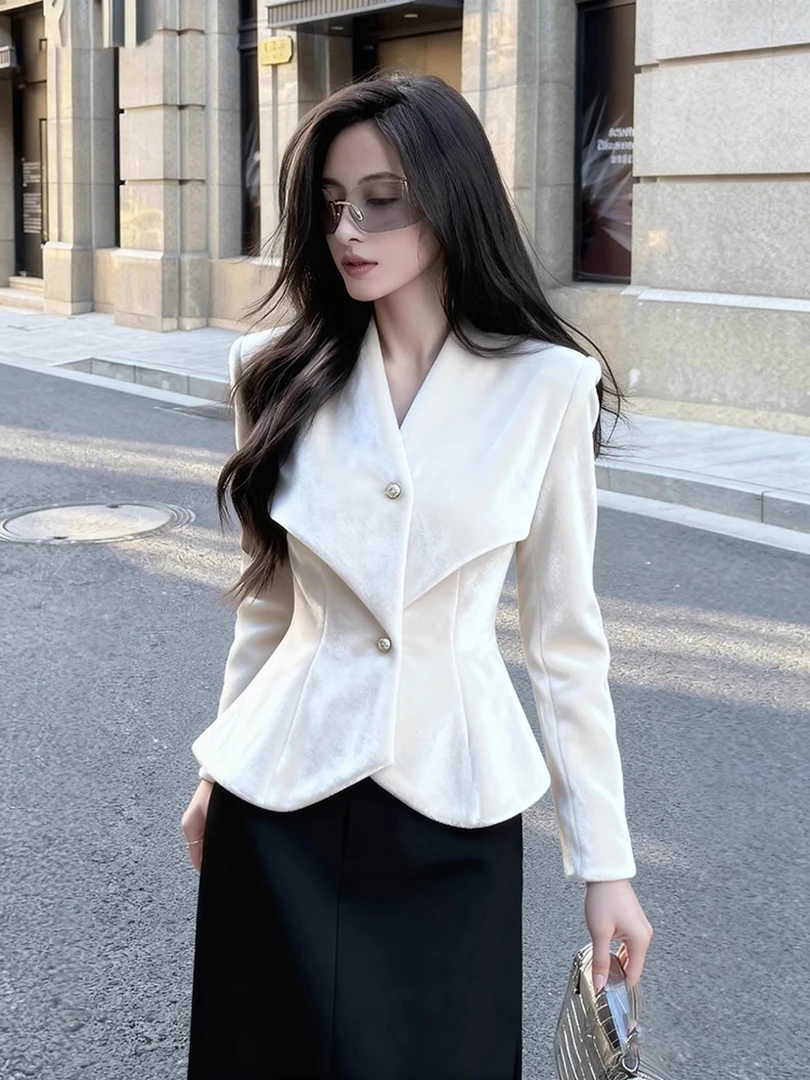 法式百搭通勤高级感白色气质短外套女2025秋季绝美巨好看气质上衣