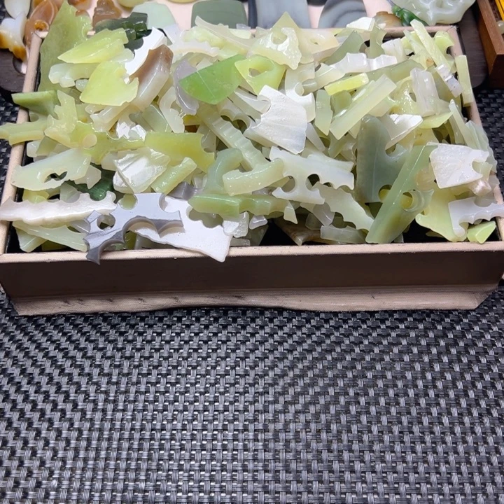 未镶嵌和田玉（糖玉）珠宝半成品