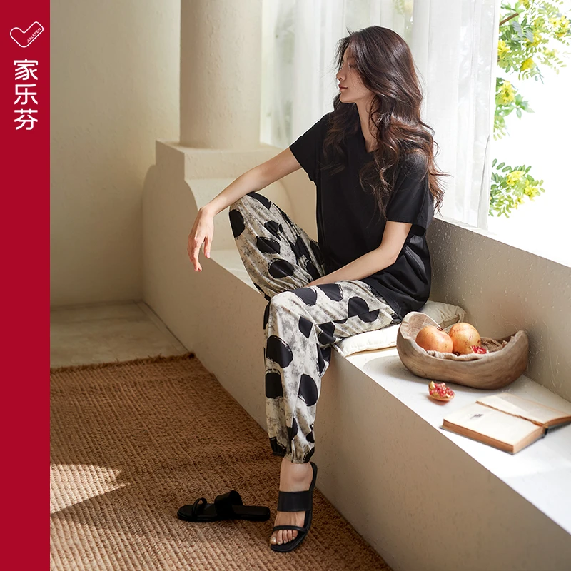 家乐芬睡衣女夏季薄款莫代尔短袖长裤家居服夏款冰丝大码套装V领