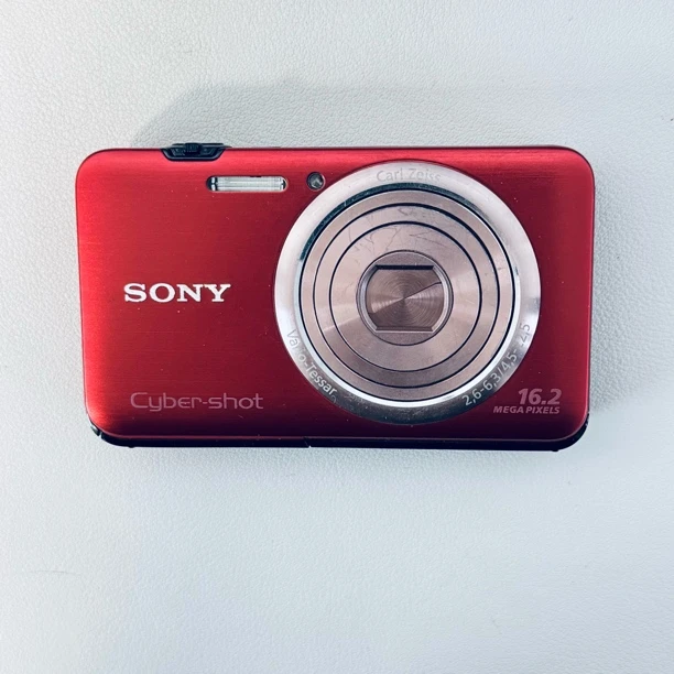 9新 Sony/索尼 wx9特价1600w像素20倍长焦带美颜背景虚化