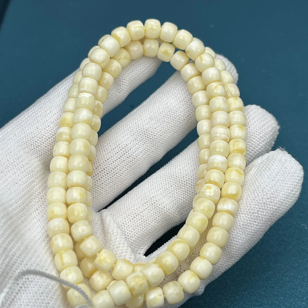 Y1451天然原矿蜜蜡 瓷白蜡长串mm 克 80克价