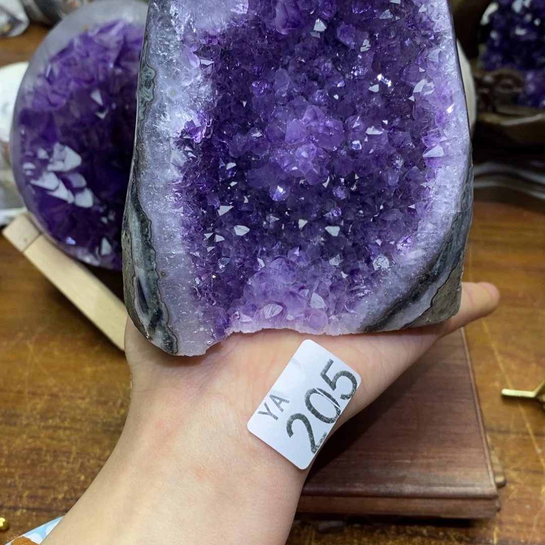 水晶大型摆件（非配饰）未镶嵌