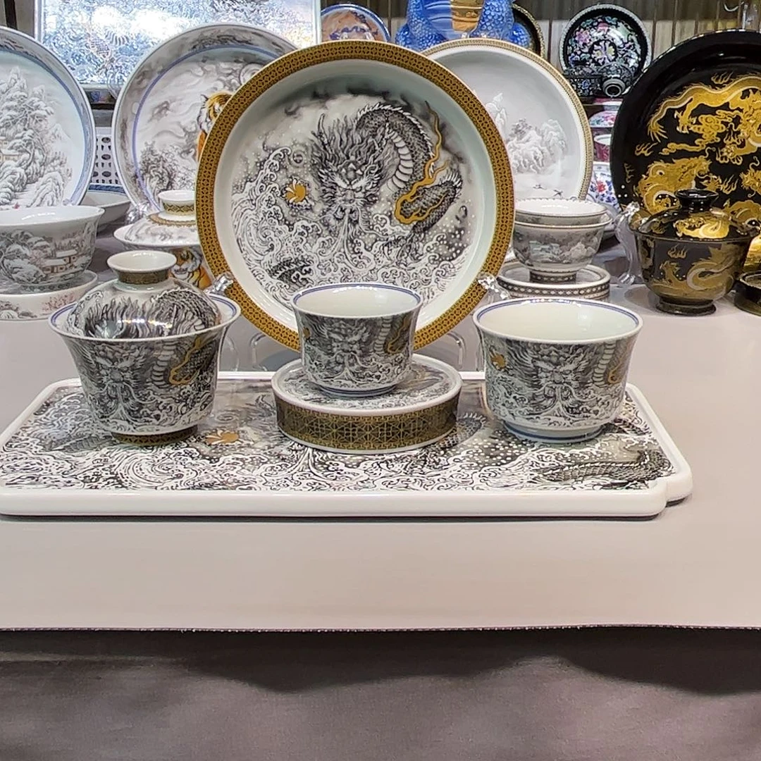 景德镇陶瓷艺术品