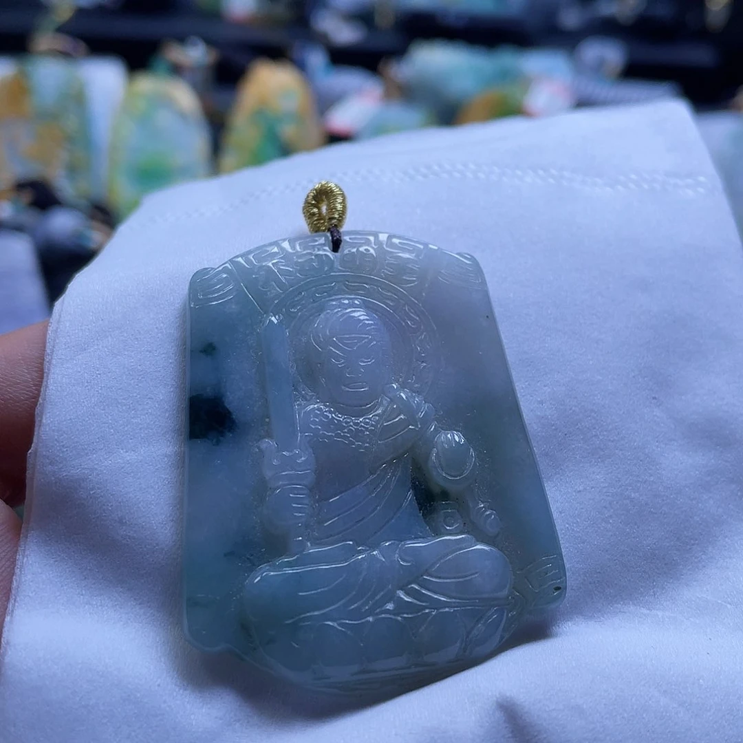 颈饰未镶嵌翡翠一