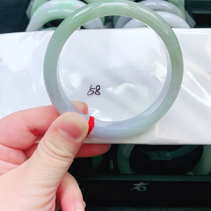 翡翠未镶嵌手镯63