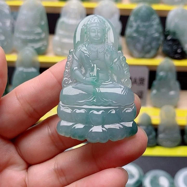 小***暖吊坠(不含链)未镶嵌翡翠素衣观音