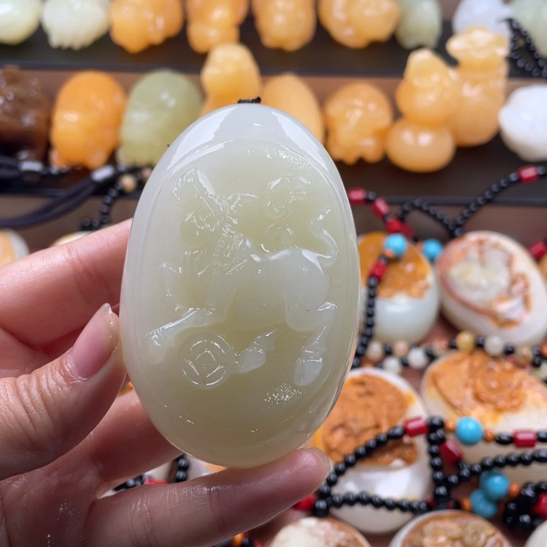 还***经石材天然古青石手把件