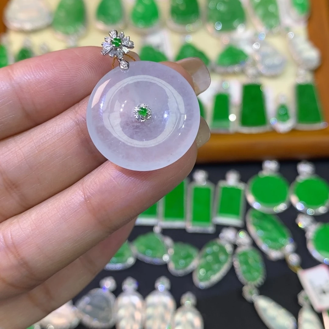 翡翠吊坠(不含链)18K金镶嵌吊坠