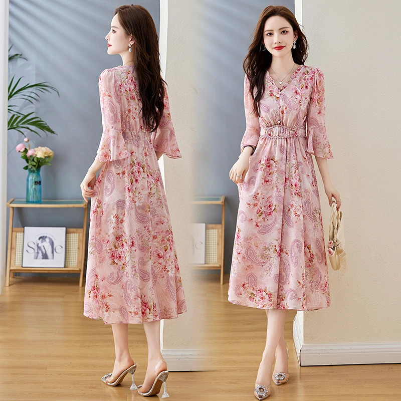 甜美碎花荷叶边连衣裙女2025年夏季新款高级感气质洋气中长款裙子