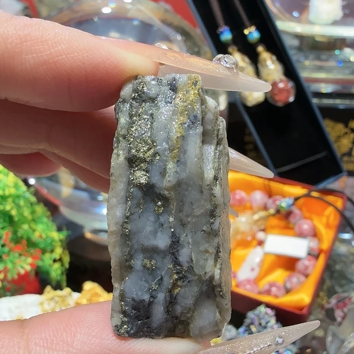 海29.4g聚金阁天然明金矿标