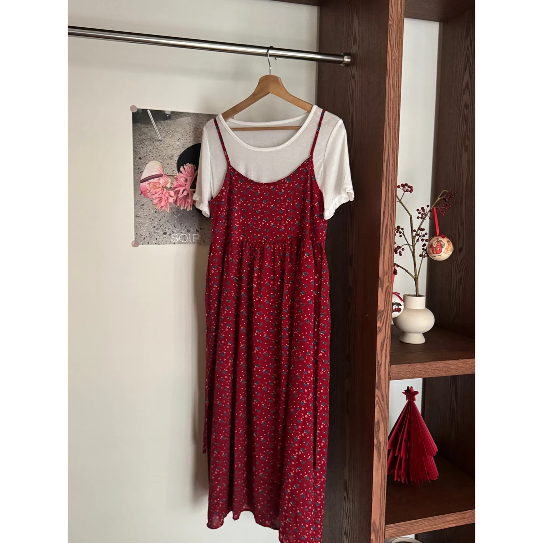 短袖打底+碎花吊带裙两件套（no退no换）