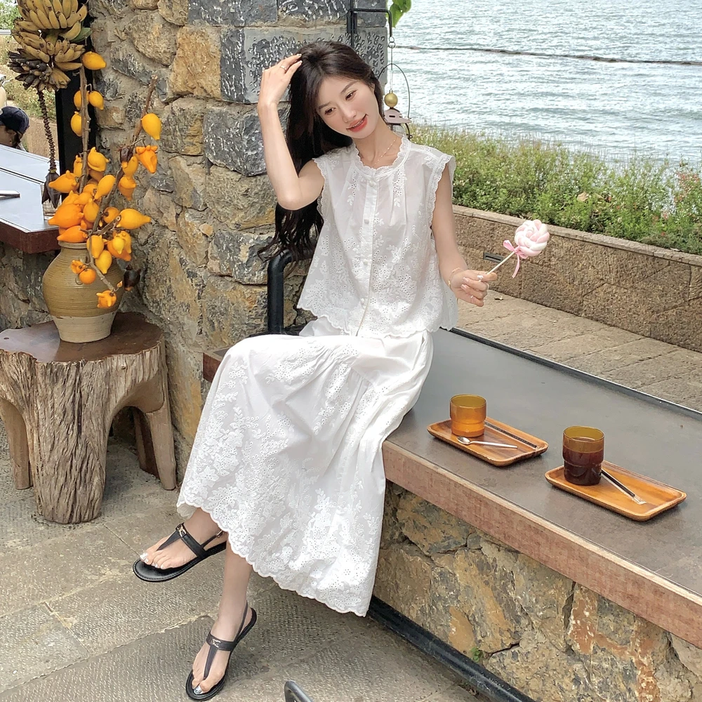 法式减龄白月光穿搭一整套女夏季高级感刺绣蕾梨型宽松卫衣套装