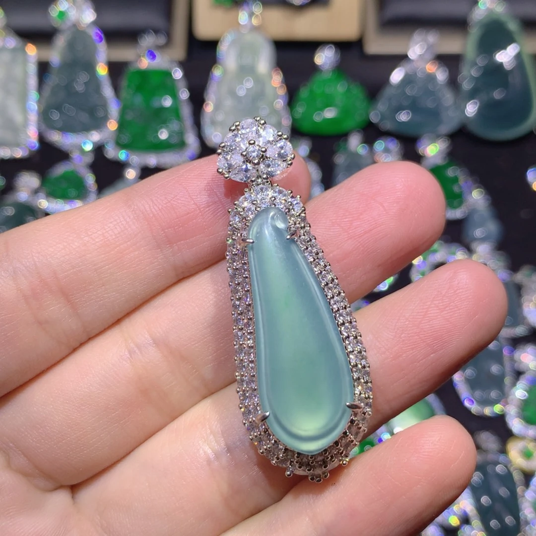 翡翠银S925镶嵌吊坠(赠链)