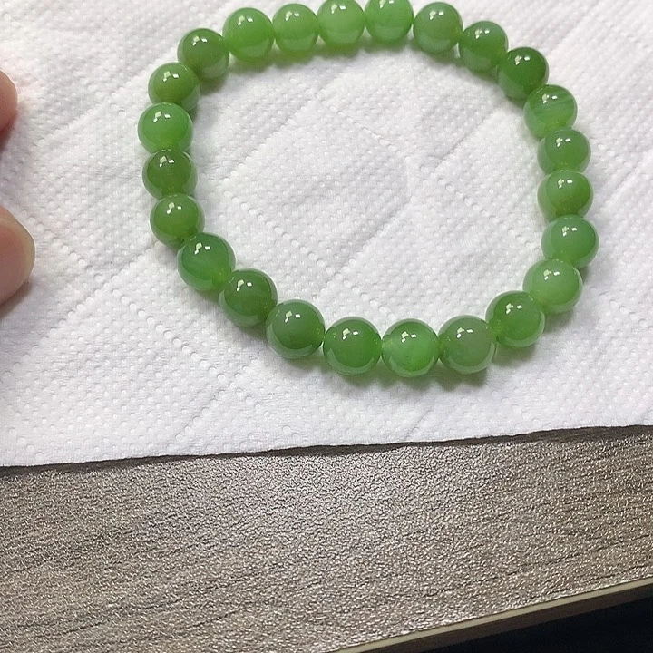 和田玉未镶嵌颈饰卡7.8