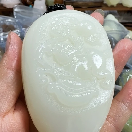 暖***光砖雕石头手把件石头手把件