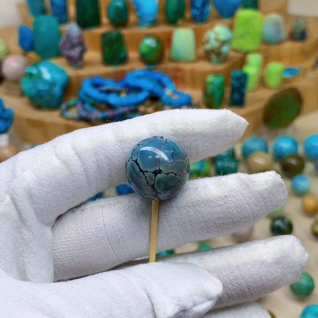 绿松石未镶嵌三彩随行