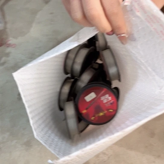 红郎热线拍一发三盘。