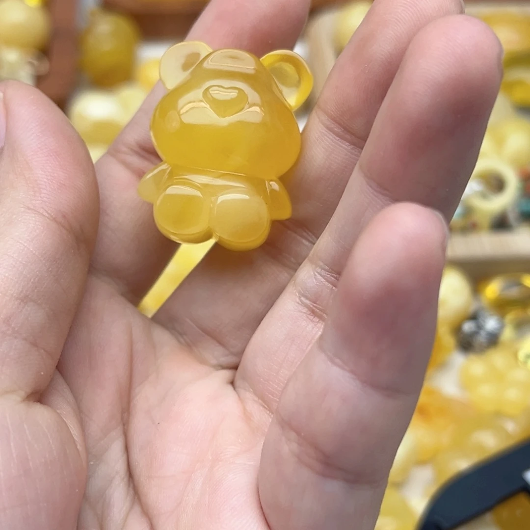 蜜蜡未镶嵌裸石配饰