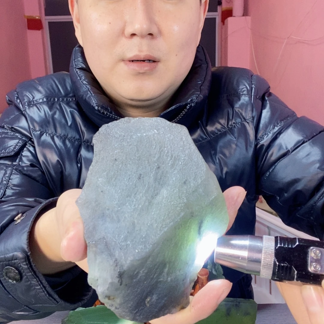 蛇纹石玉未镶嵌岫玉原石蛇纹石玉