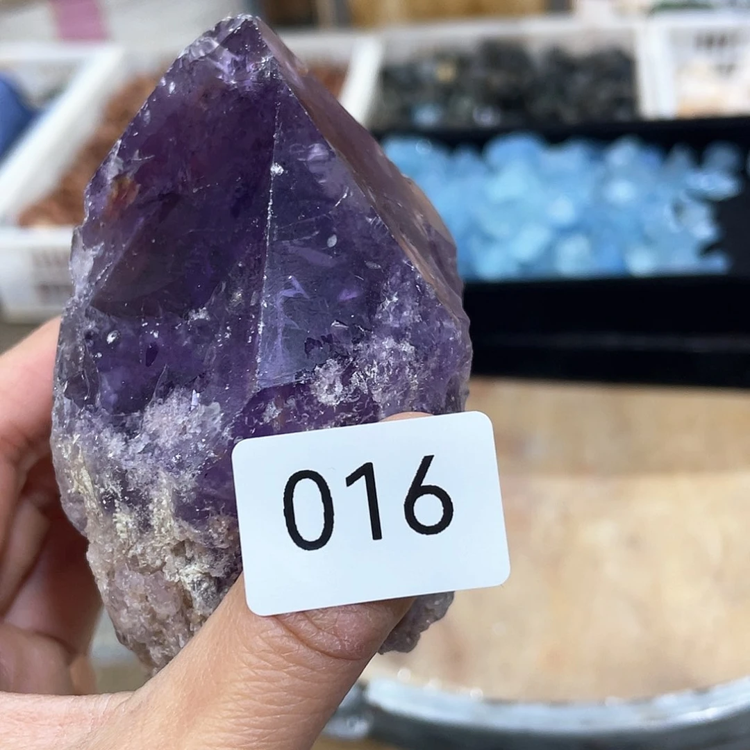 水晶摆件…..未镶嵌