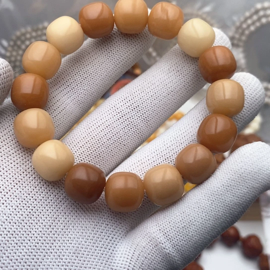 星月菩提吊坠菩提根多宝手串卡12