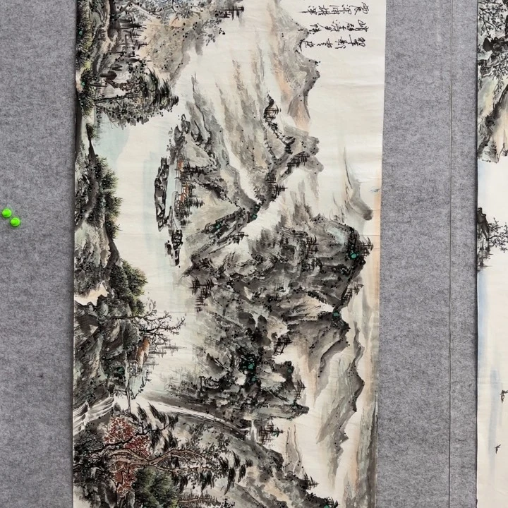 国画花鸟等图案为一体而得