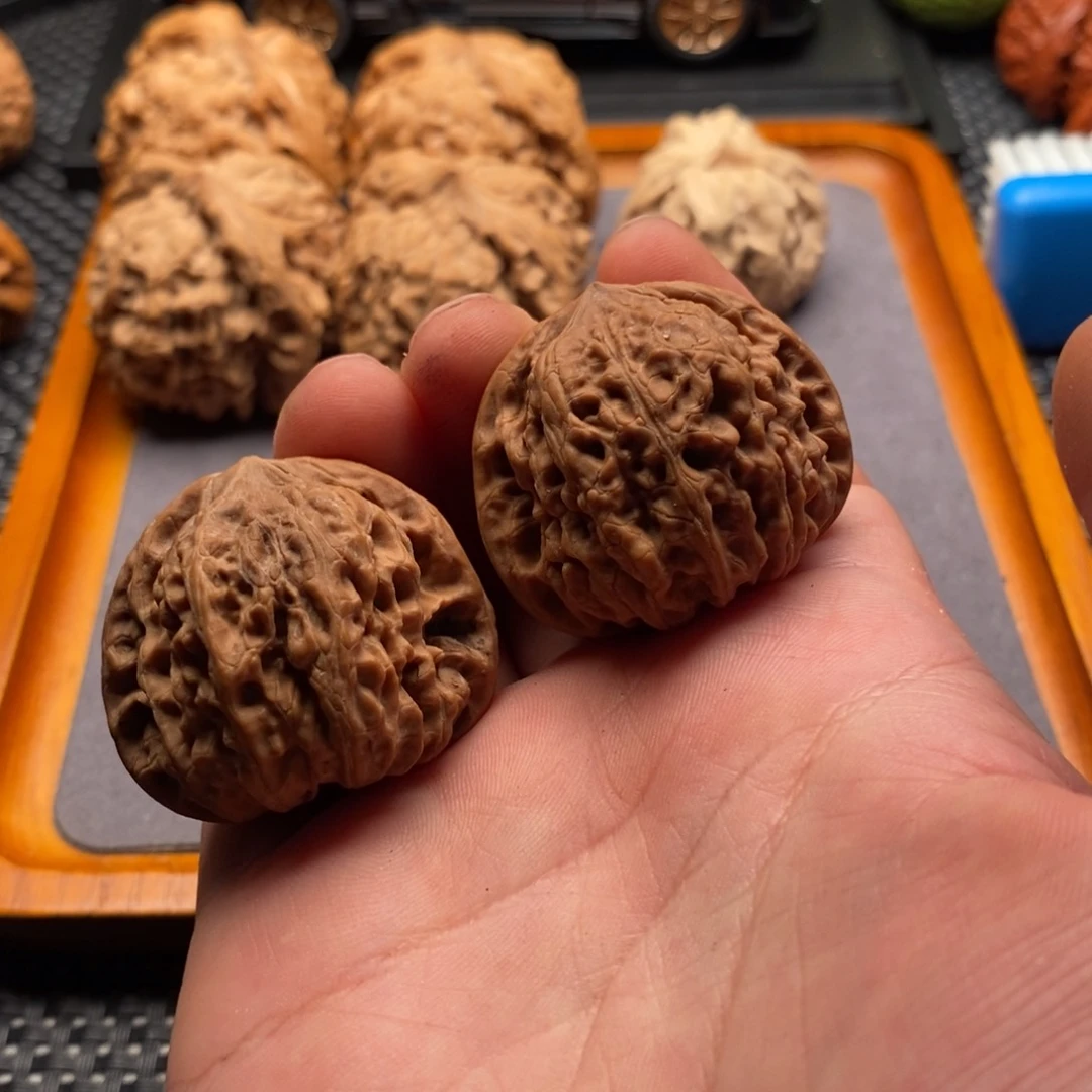 *****文玩核桃精品对凹底全品38