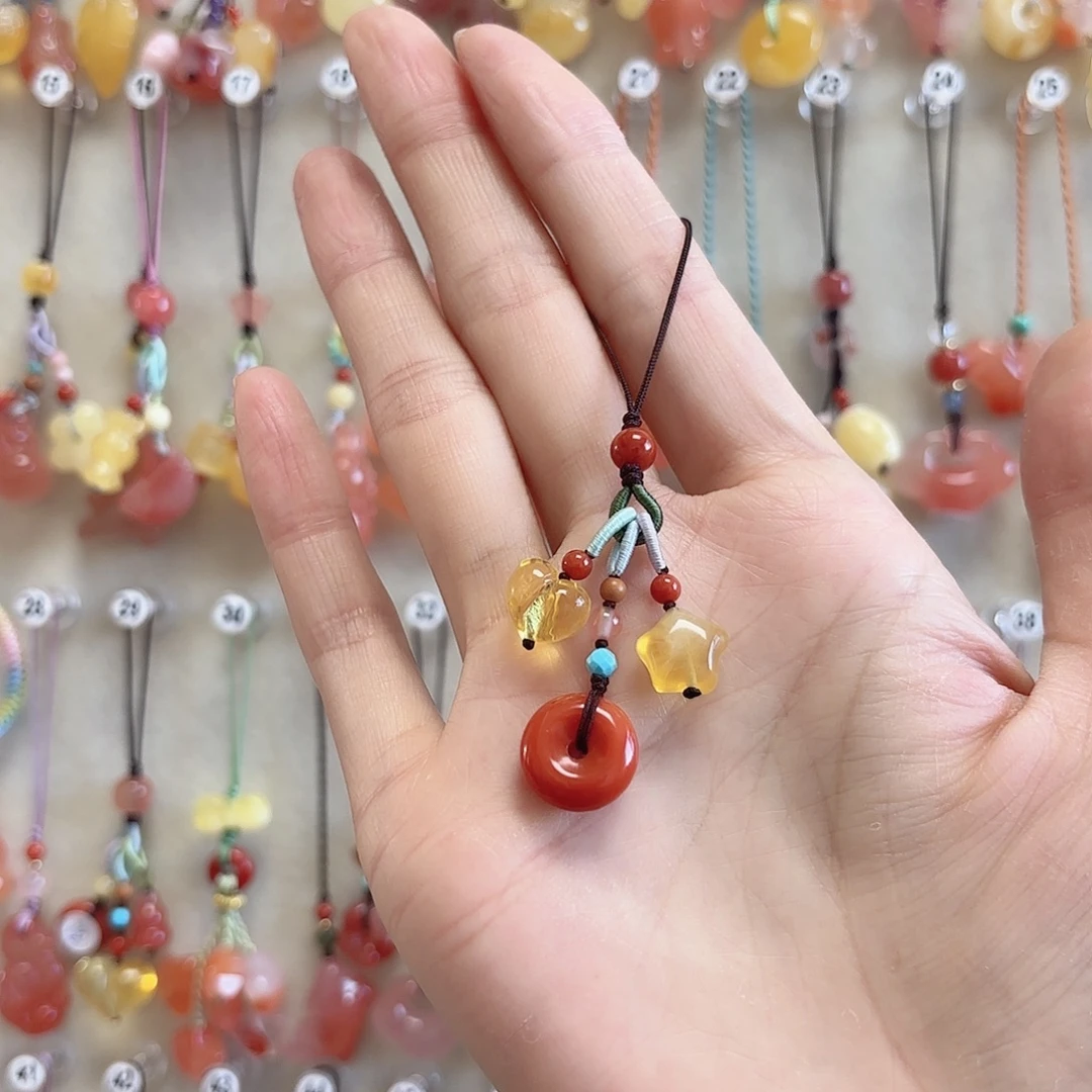 南红玛瑙未镶嵌吊坠(赠链)