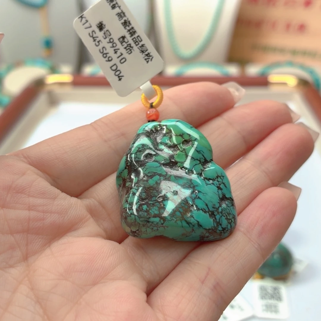 绿松石未镶嵌珠宝奇石